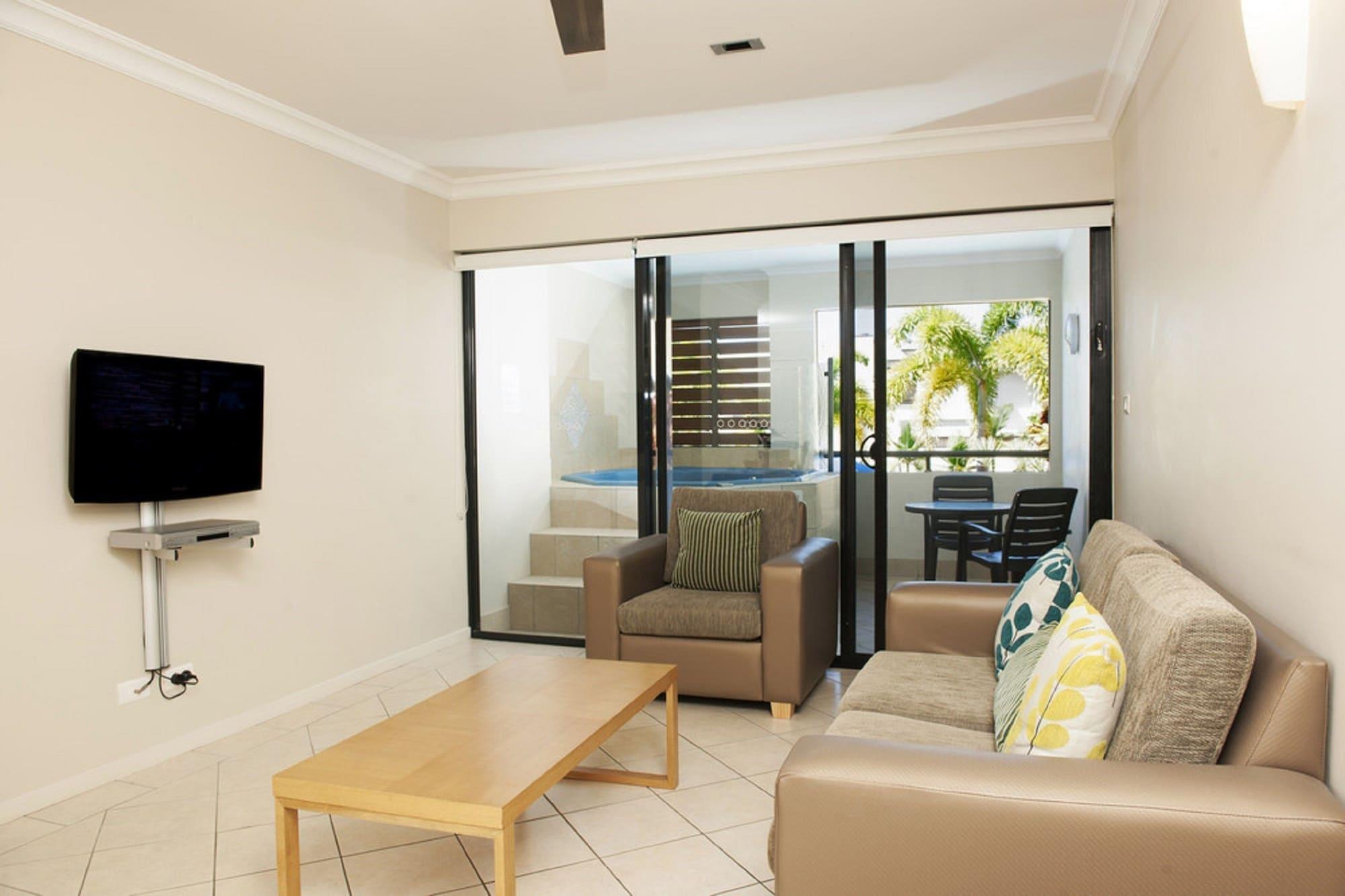 Mantra Heritage Port Douglas Exterior photo