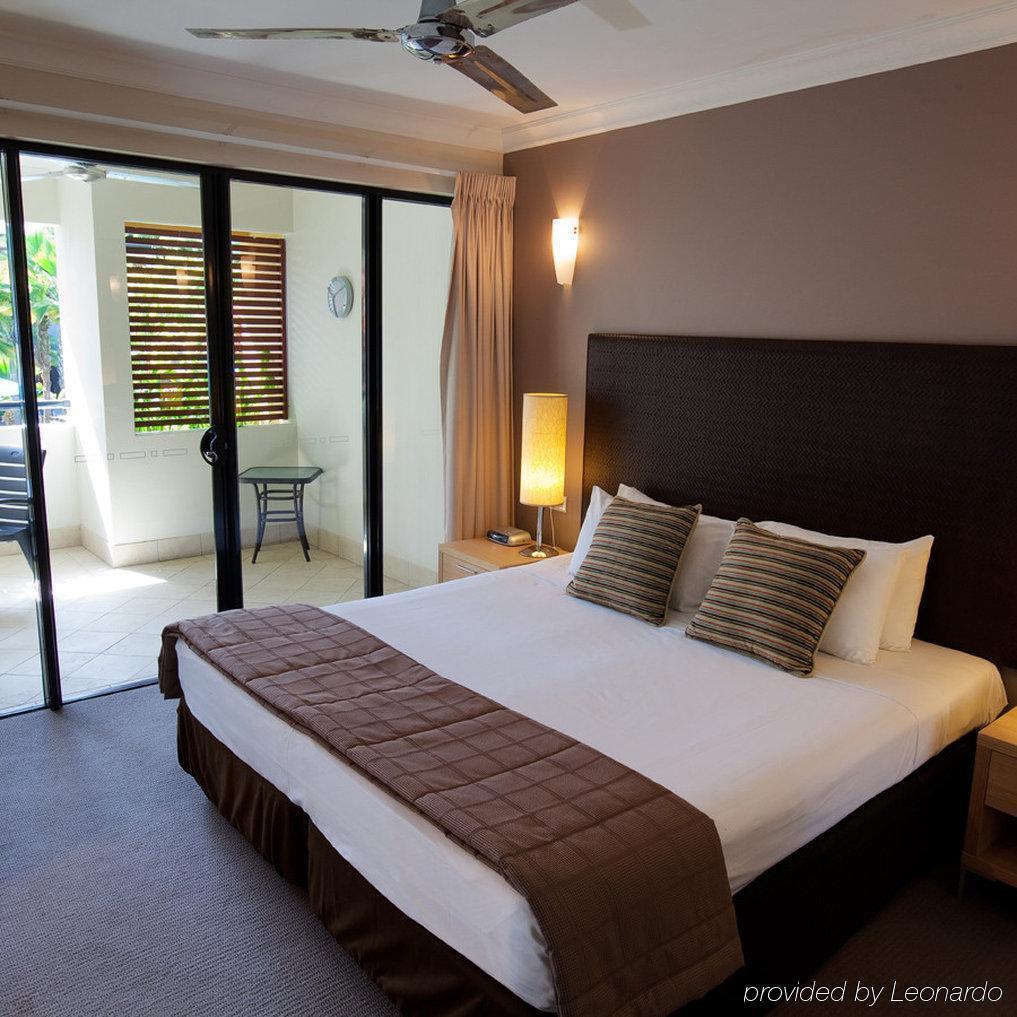Mantra Heritage Port Douglas Room photo